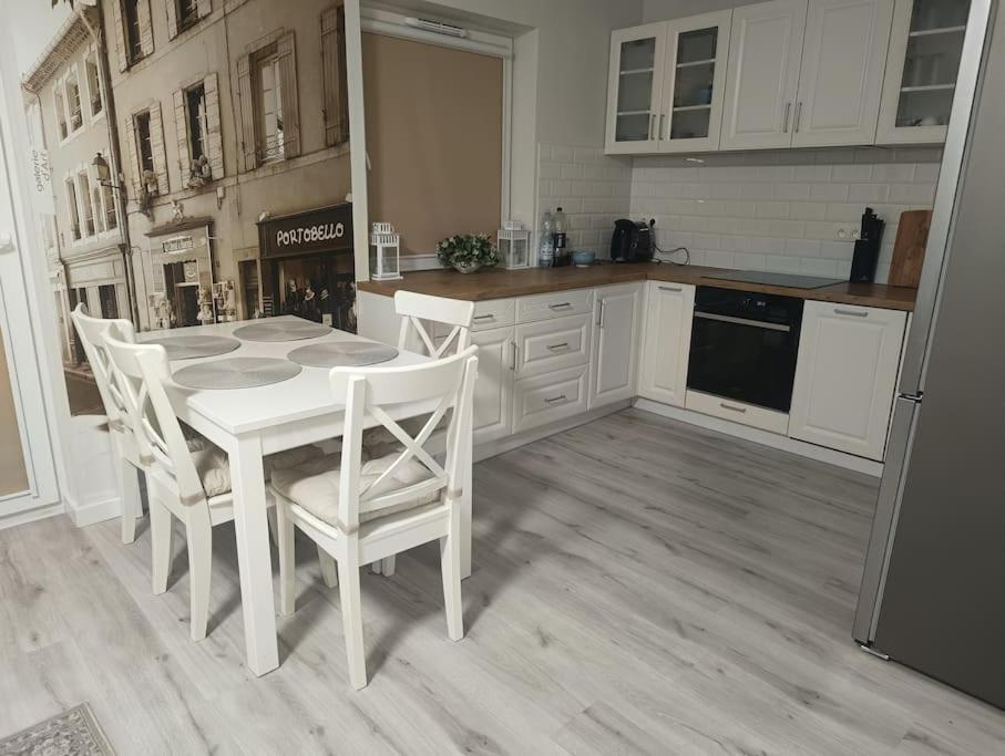 Apartment Pod Zlotym Bocianem *